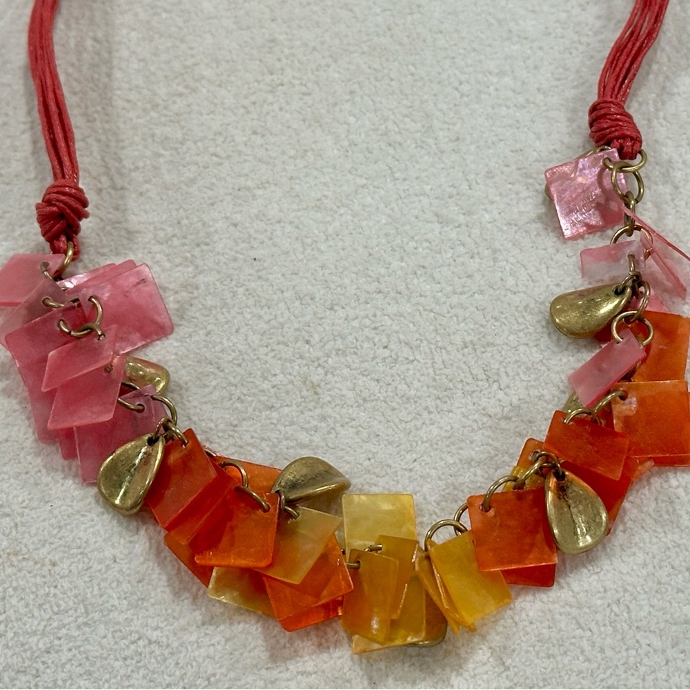 Vintage Coldwater Creek Pink W/Multicolors Square Cut Shell Beads Necklace 18”